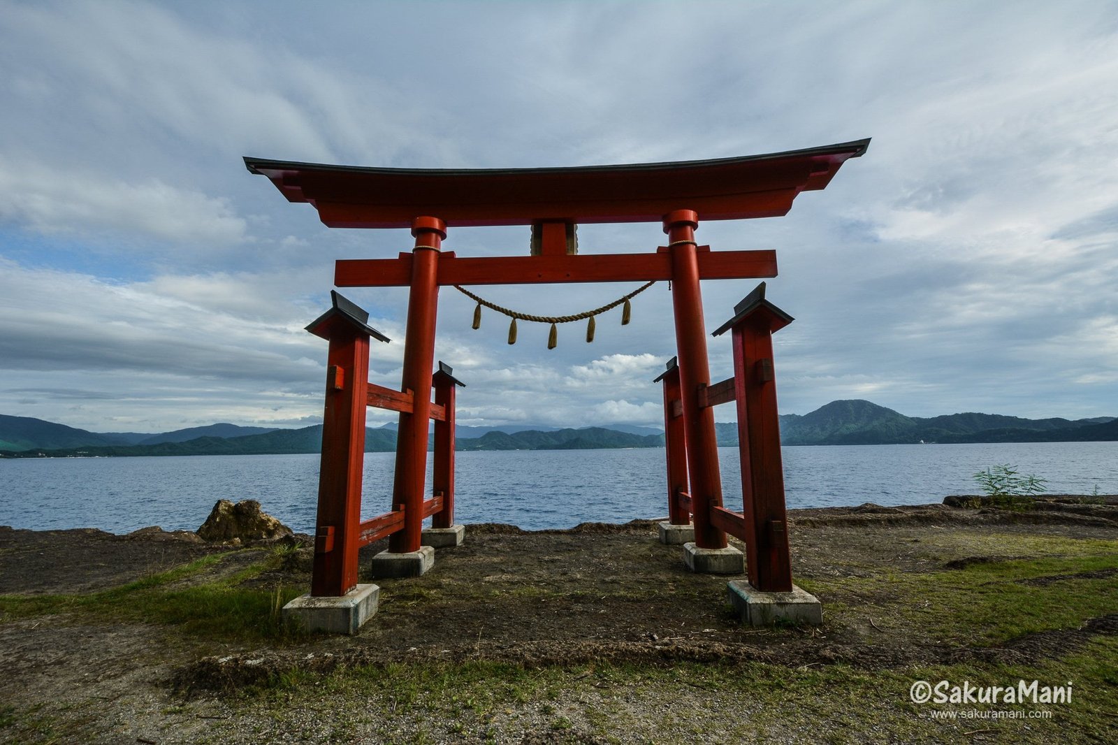Torii – the gateway to a divine realm